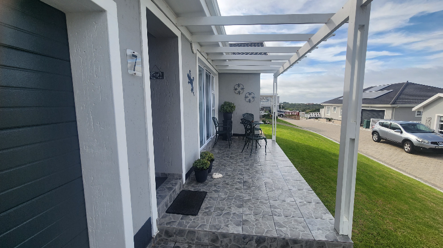 2 Bedroom Property for Sale in Tergniet Western Cape